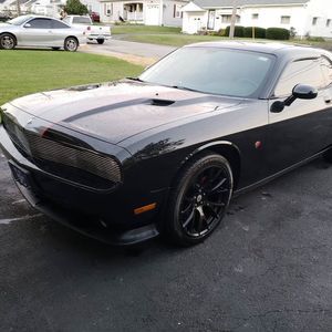 Meet your Posher, Dustin